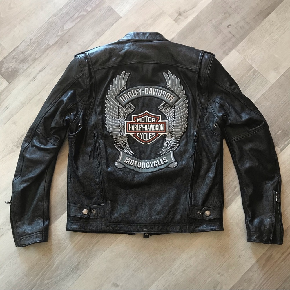 Harley Davidson Leather Coat vents full back embellishment